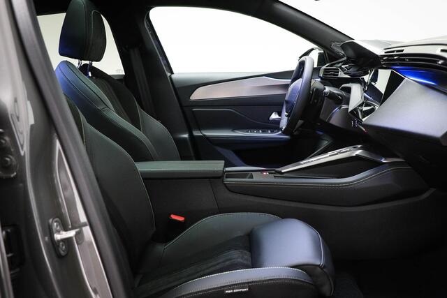Peugeot e-408