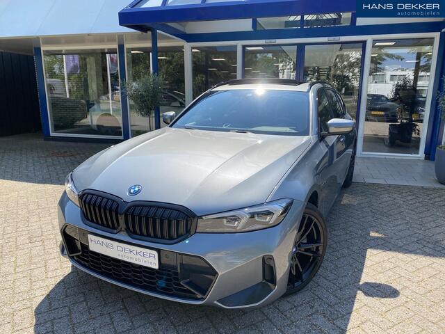 BMW 3 Serie e xDrive Panorama Dak / 360 / M Sportpakket / Wide Screen