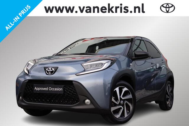 Toyota Aygo Envy, Parkeersensoren Keyless entry, Adaptieve cruise control, Stoelverwarming, Climate control.