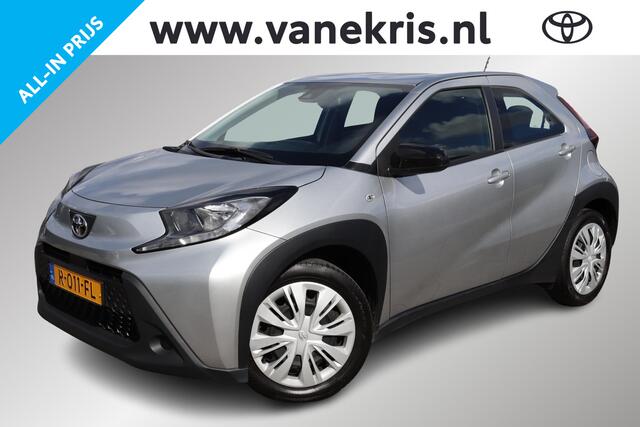 Toyota Aygo Play, Parkeercamera, Apple Carplay/Android Auto, Airco!
