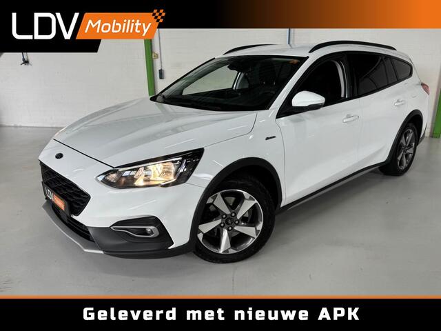 Ford Focus ppleCarplay / Cruise / Stoelverwarming / Stuurverwarming / PDC / Boekjes en historie aanwezig.