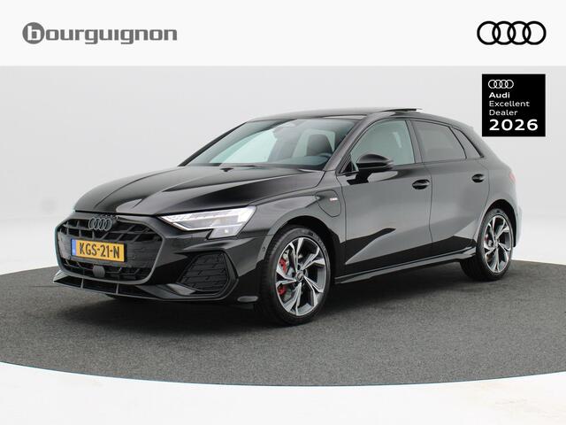 Audi A3 Sportback tion Competition | 18 inch | Privacy glas | Panoramadak | Sonos 3D| Rode remzadels |