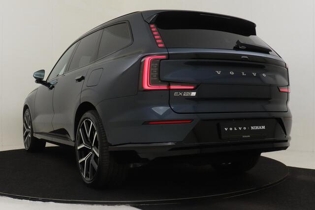 Volvo EX90