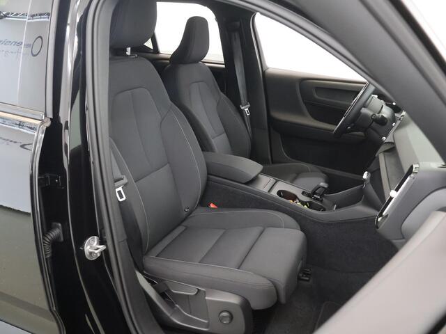 Volvo EX40