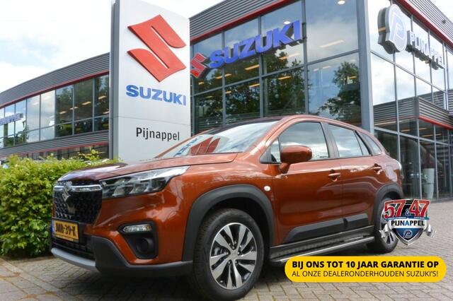 Suzuki S-Cross terjet met Treeplankset verlicht / Trekhaak / Navigatie