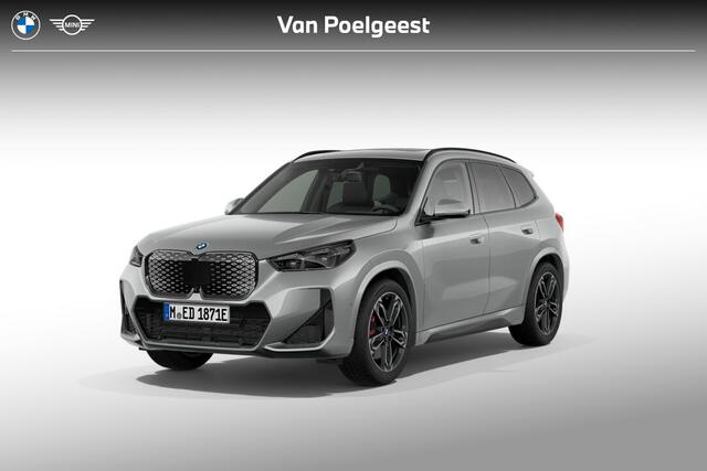 BMW iX1 0 67 kWh M Sport Edition | M Sportpakket Pro | Innovation Pack | Travel Pack | Trekhaak