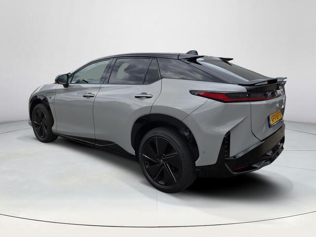 Lexus RZ