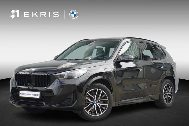 BMW X1 30e | M Sportpakket | Panoramadak | Elektrisch verstelbare stoelen | Harman Kardon | Driving Assistant Professional