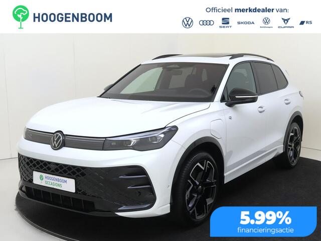 Volkswagen Tiguan e Edition | SoH 99% | Panoramadak | Trekhaak | Harman/kardon | 360 camera | Lederen bekleding | Black style | Parkeerassistent | Adaptieve demping |