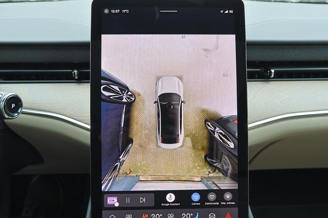 Volvo ES90