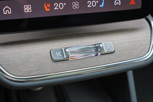 Volvo ES90