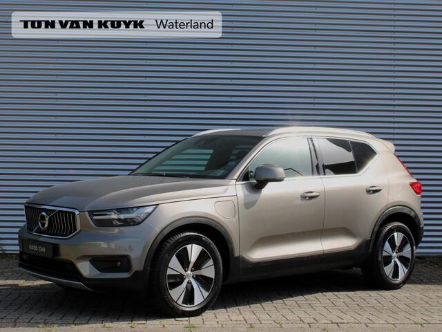 Volvo XC40 harge Business Pro Automaat / Panoramadak / Privacy Glass / Trekhaak / All season banden