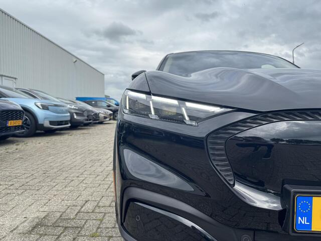Ford Mustang ard RWD 73 kWh | 55.000 KM | Technology Pack | Bang & Olufsen | Panorama Dak |