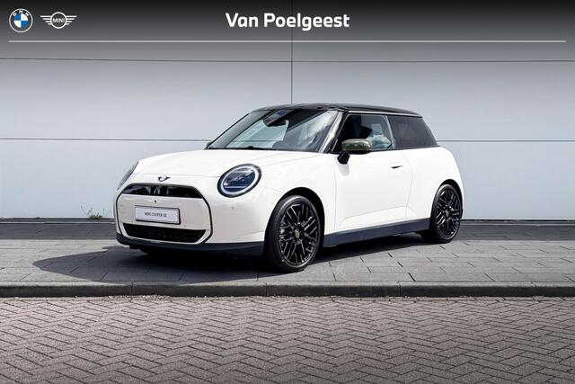 Mini Electric s Cooper SE Paul Smith Ed. XL 54.2 kWh | Paul Smith Edition | 18 Inch Night Flash Spoke Black