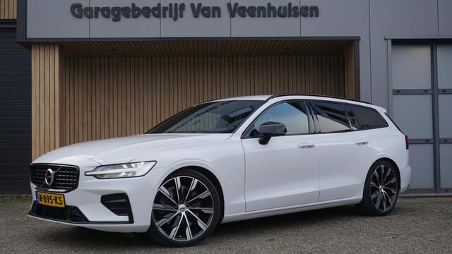 Volvo V60 0pk R-Design Black Optik H&K Leder 20inch LM Navi LED Virtual Cockpit Stoel & Stuurwiel V.W. *Uitstraling*