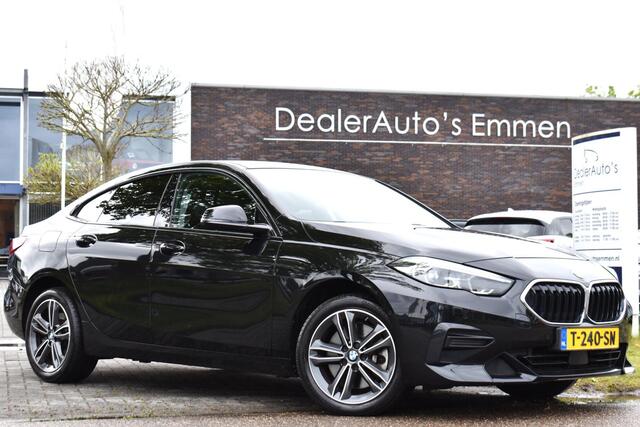 BMW 2 Serie 220i LEDER SPORTSTOELEN VIRTUAL NAVI