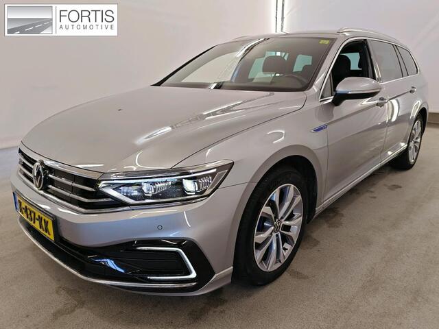 Volkswagen Passat HEV GTE Business NL-AUTO | STOELVERWARMING | CAMERA