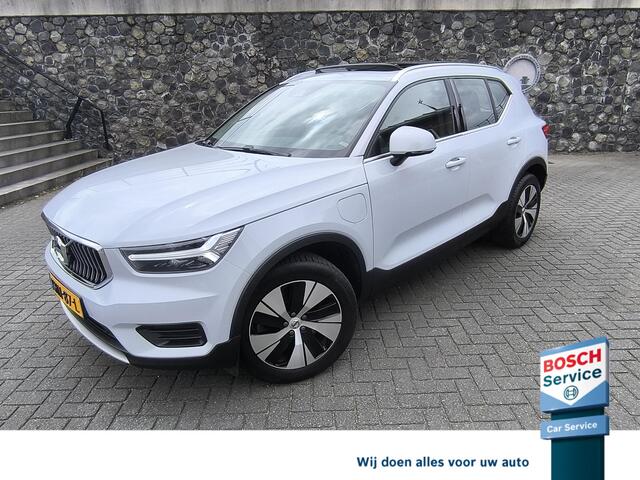 Volvo XC40 harge Inscription Expression Pano dak, Stoel en stuur verwarming, electr A klep, carplay & Android, dealer onderhouden