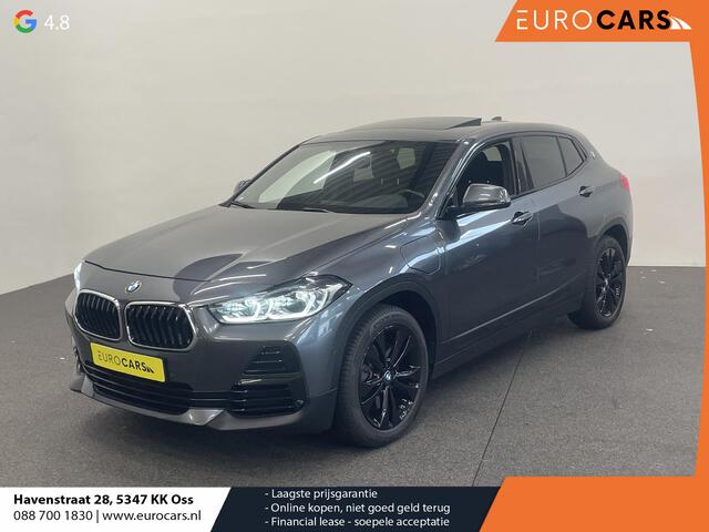 BMW X2 25e High Executive Sportline Panoramadak Groot Navi carplay/android Sportstoelen stoelverwarming parkeersensoren Voor+Achter Donkere hemel