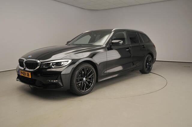 BMW 3 Serie i Handbak !!| LED | Leder | Navigatie | Sportstoelen | Stoelverwarming | Chrome line | DAB | Hifi speakers | Alu 18 inch