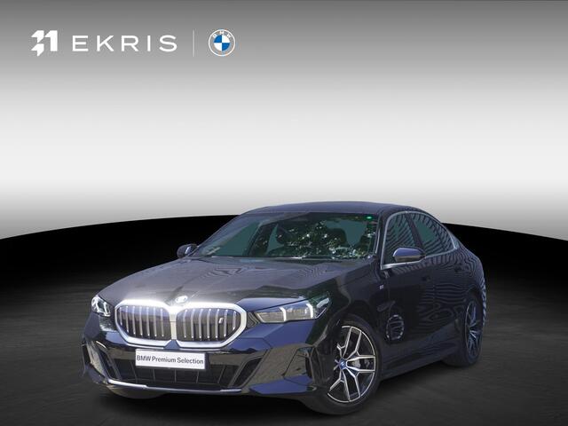 BMW i5 40 | M Sportpakket | Comfort Pack | Trekhaak met elektrisch wegklapbare kogel | Glazen panoramadak | Driving Assistant Plus | Harman-Kardon sound system