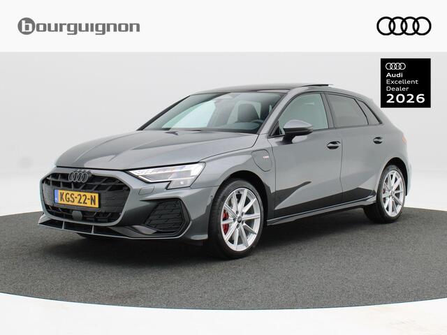 Audi A3 Sportback tion Competition | | 18 inch velgen | Sonos 3d | Ambient lighting | Privacyglas | Panoramadak |