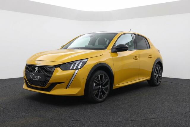 Peugeot 208 Puretech Pano l Keyless l Camera l Adaptive Cruise l