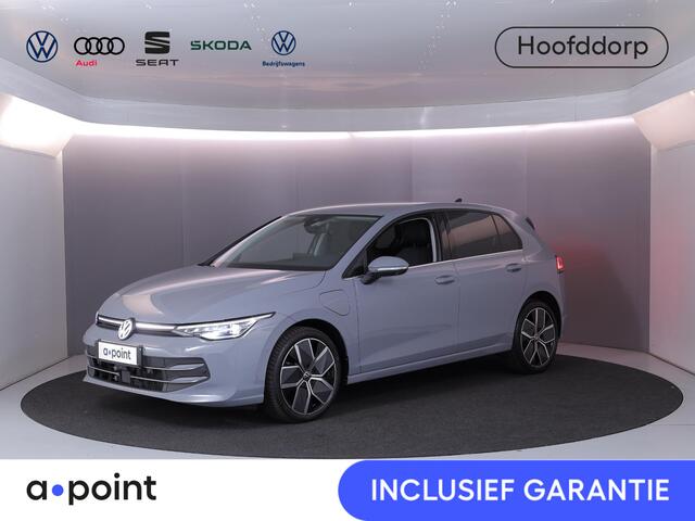 Volkswagen Golf le Edition 204 pk Automaat (DSG) | Verlengde garantie | Navigatie | Parkeersensoren (Park assist) | Rondomzicht camera | Matrix LED koplampen |