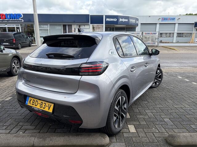 Peugeot e-208