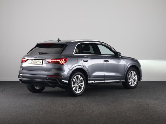 Audi Q3 e S edition 245pk | Navigatie | Keyless entry | Parkeercamera |  S-line interieur | Stoelverwarming | Verlengde garantie