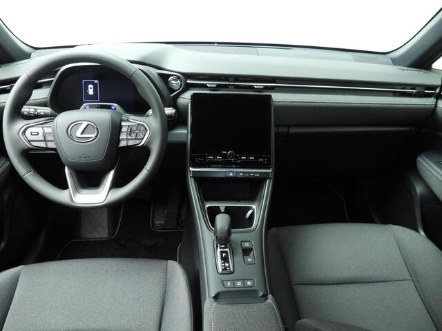 Lexus LBX