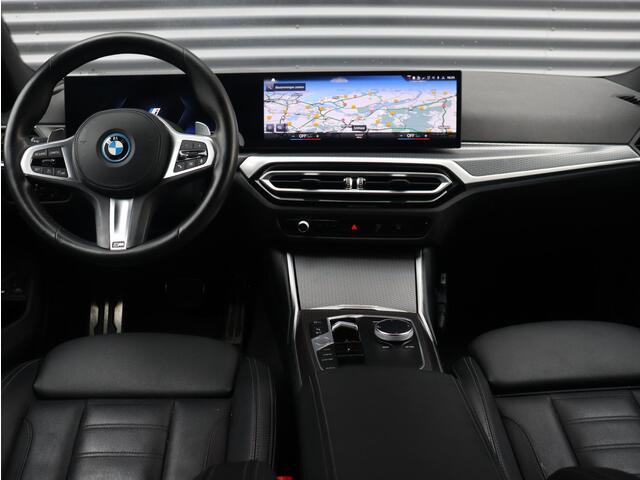 BMW 3 Serie e | High Executive | M Sportpakket Pro | Sportstoelen | Adaptive LED | Verwarmbare Voorstoelen | Apple Carplay | 18'' LMV