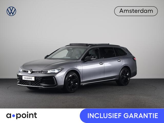 Volkswagen Passat id R-Line Edition 204 PK | Navigatie | Camera | wegklapbare trekhaak | elektrische klep | verlengde garantie