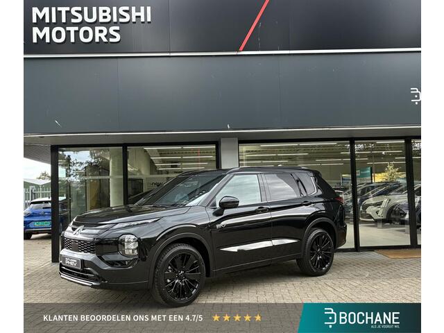 Mitsubishi Outlander n NIEUW UIT VOORRAAD LEVERBAAR | BlackEdition | Lederen Bekleding | Verwarmbare stoelen | Stoelventilatie voor | Adaptieve Cruise Control | Parkeersensoren voor- en achter | Verwarmbare achterbank | Panoramadak Elektrisch | 8 jaar fabr