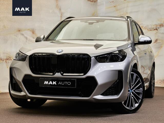 BMW X1 30e M Sport Pro , pano, tr.haak, H/K, 20", HUD, ACC, keyless, privacy