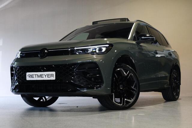 Volkswagen Tiguan e Edition |Pano |HUD |Harman/Kardon |Trekhaak |360° |Stoelverkoel./verwarm. |Massage |Sfeer