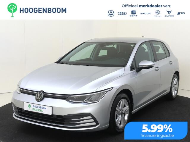 Volkswagen Golf Achteruitrijcamera | Dodehoek detectie | Navigatie | Adaptieve cruise control | 3-zone airco | Elektrisch inklapbare buitenspiegels | Draadloze telefoonlader |