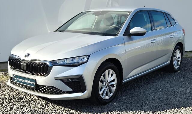 Skoda Scala ection Camera achter - Keyless - 16 Lichtmetaal - Led Koplampen - Image Pakket - Licht en Regen sensor - Skoda Care Connect service - Virtual cockpit - PDC voor en achter