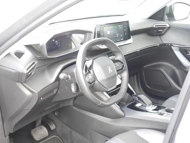 Peugeot e-2008