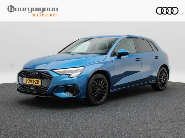Audi A3 Sportback siness edition | Trekhaak | Cruise Control | Climatronic | Parkeersensoren | CarPlay | Navigatie | 17 Inch