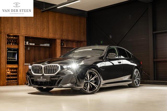 BMW 5 Serie t Edition Panoramadak | H&K | Stoelventilatie