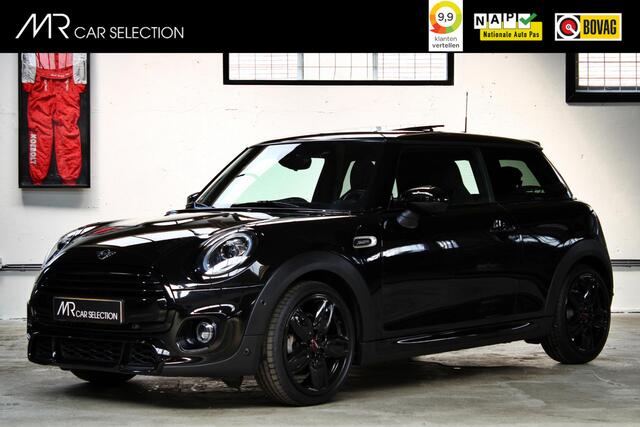 Mini John Cooper Works maat | Dalston | Panoramadak | Harman Kardon | Parkeerassistent | NL auto | BTW |