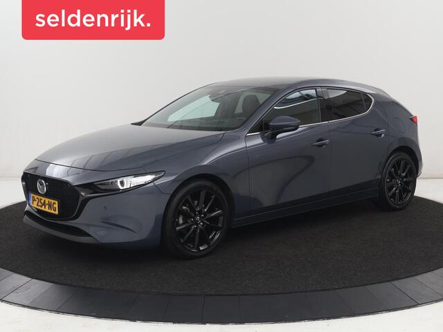 Mazda 3 kyActiv-X M Hybrid 186 Luxury | Dieprood leder | 360 Camera | Head-Up | Stoelverwarming | Adaptive cruise | Memory | Carplay | Navigatie | Keyless | Full LED | Stuurverwarming