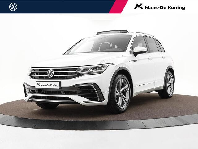 Volkswagen Tiguan R-Line · Panoramadak · Trekhaak · Camera · Apple/Android Car Play · Navigatie · Stoel-& Stuurverwarming · 19'' Inch ·