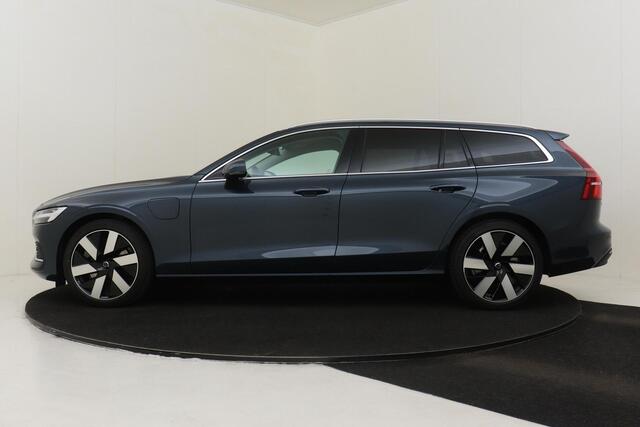 Volvo V60 N HYBRID AWD PLUS BRIGHT -HARMAN/KARDON|CAMERA|POWER-SEATS|PRIVACY.GLAS|KEYLESS|BLOND.LEDER|19"