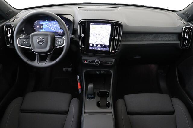 Volvo EX40