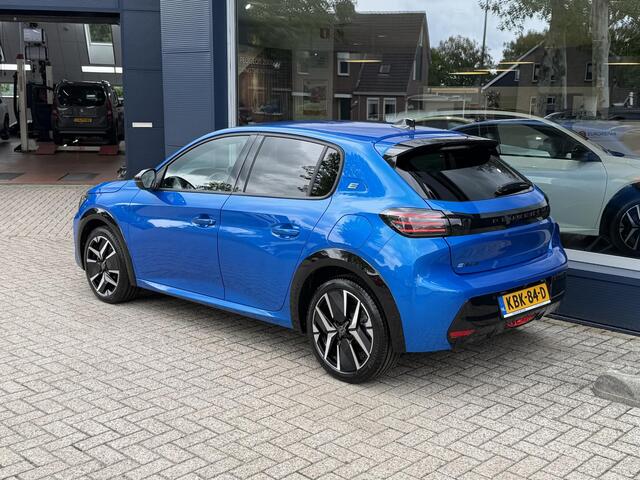 Peugeot e-208