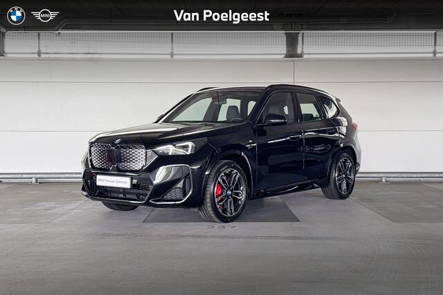 BMW iX1 0 67 kWh