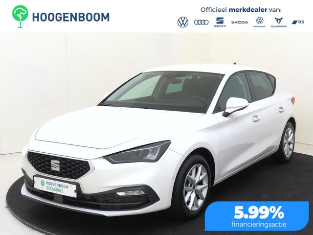 Seat Leon Style Business Intense | Parkeerassistent | Navigatie | Adaptieve cruise control | Achteruitrijcamera | CarPlay | 3-zone airco | Digital cockpit |