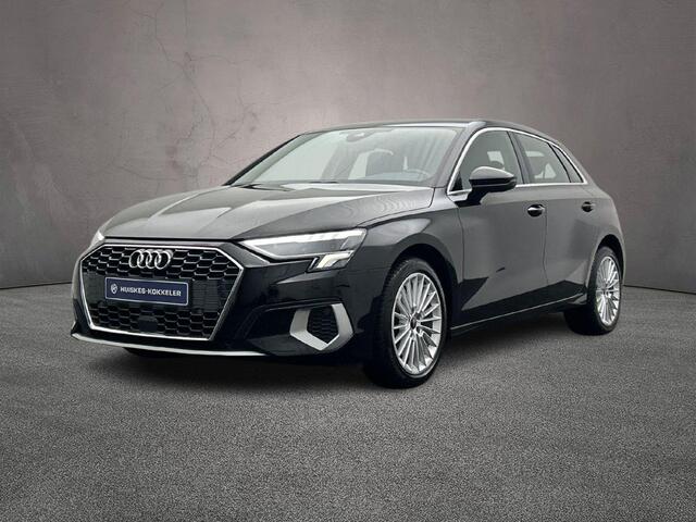 Audi A3 Sportback iness edition | LED | Applecarplay/Androidauto | All-season | Sportstoelen | 17-Inch | Parkeersensoren-Achter |